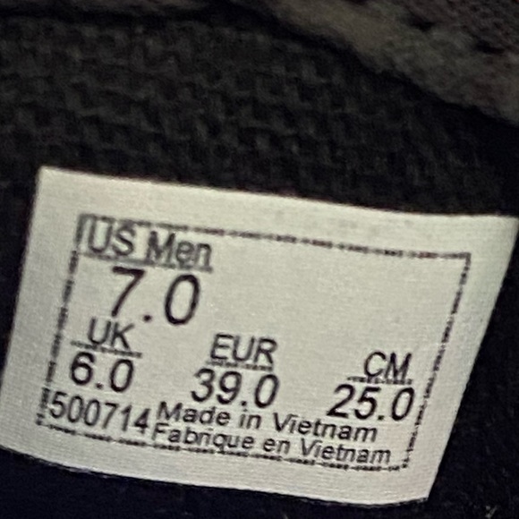 VANS x One Piece Skate Old Skool Shoes Mens 7 Purple GUC - Picture 12 of 14